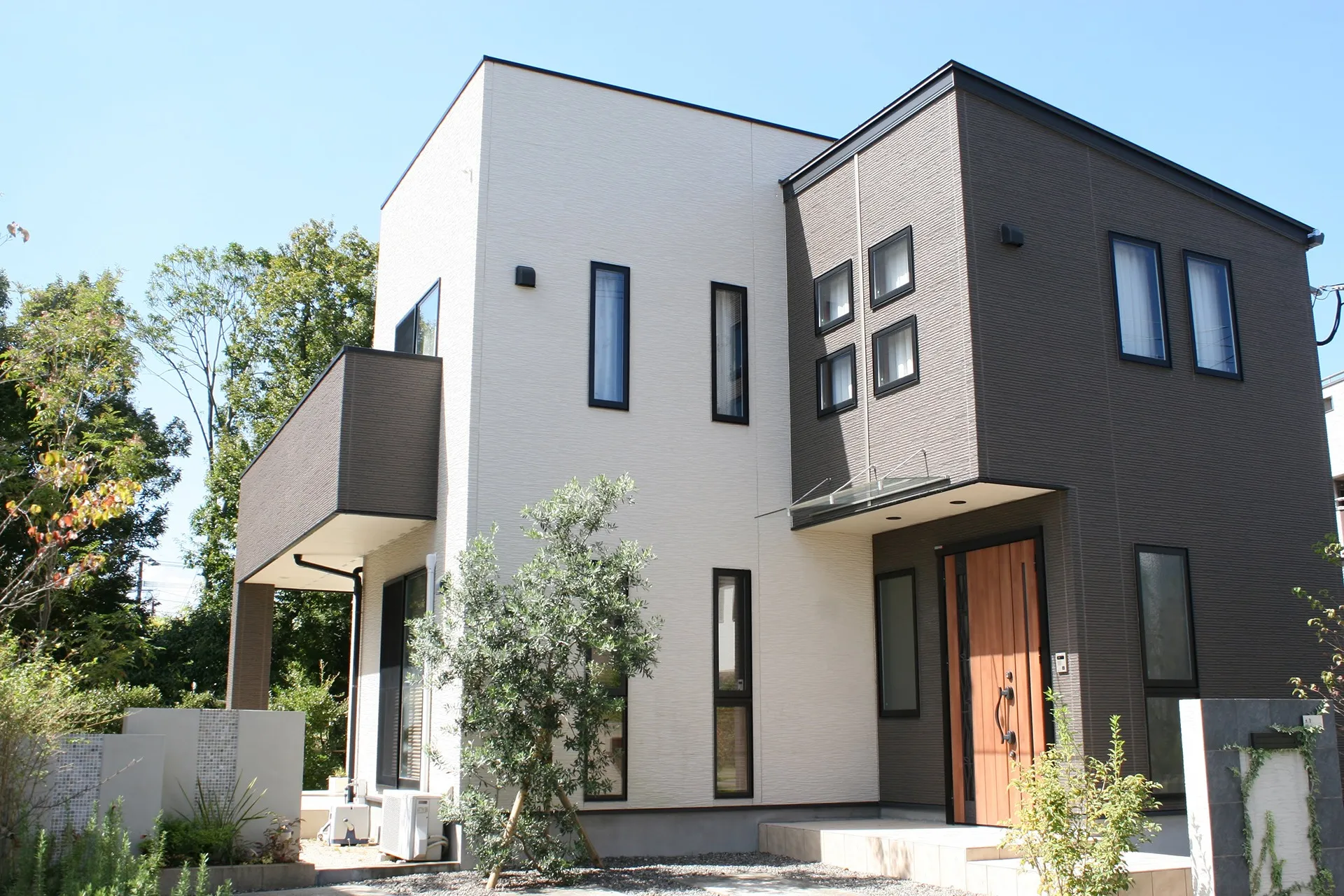 ユウキ興産株式会社