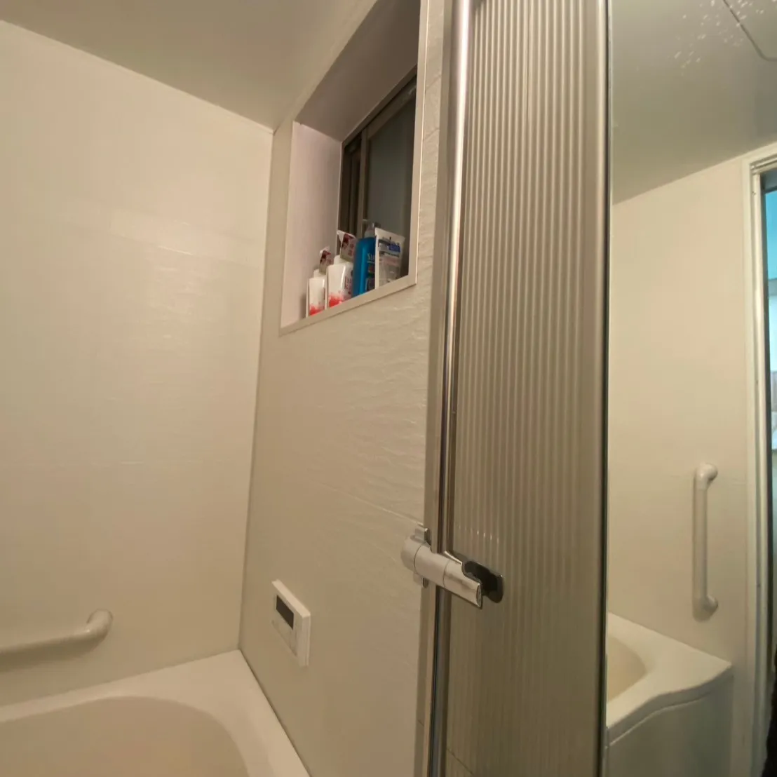 🚿【大阪市港区|浴室シャワーフック取替工事】