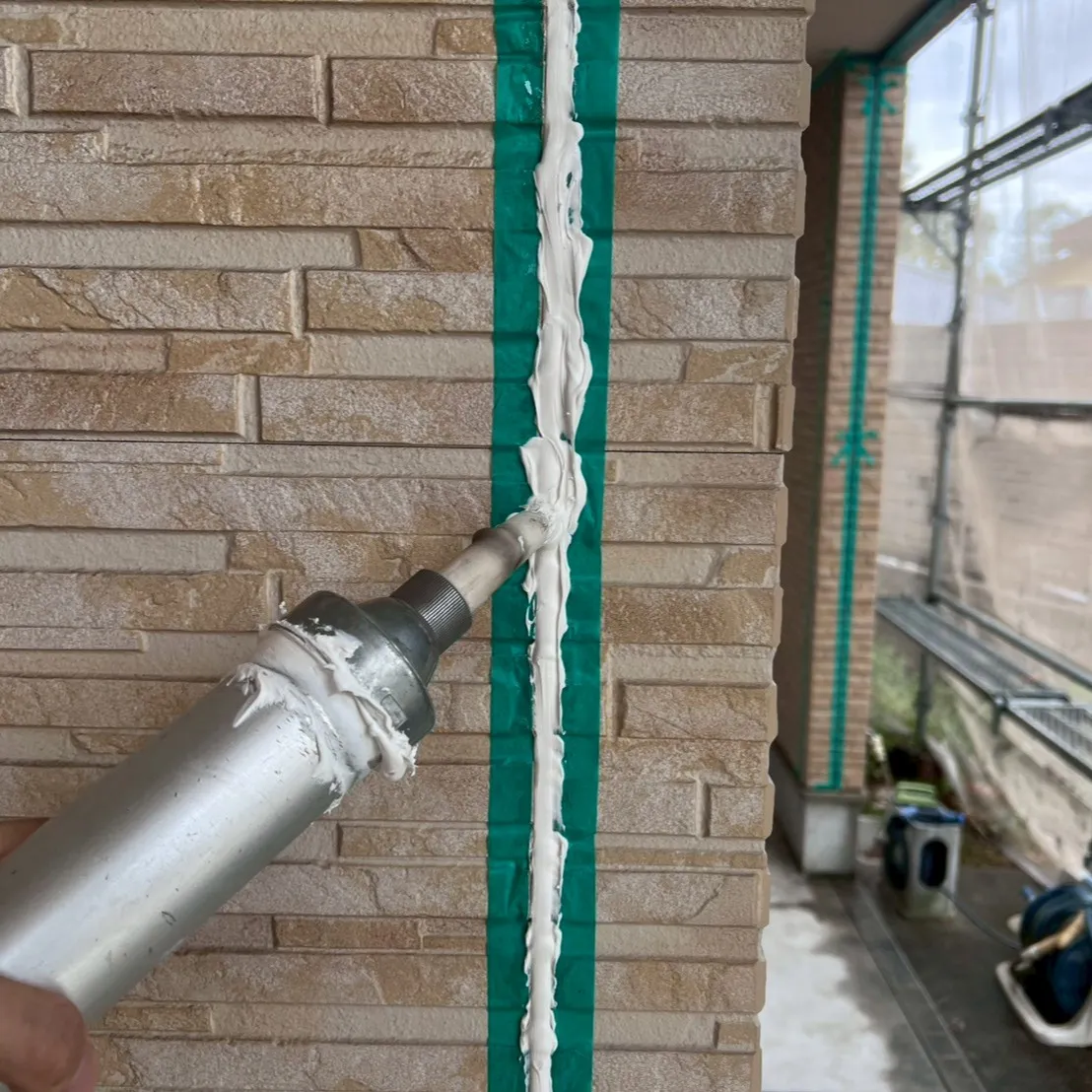 🏠【奈良県・外壁塗装工事・外壁目地のコーキング打ち替え工事】