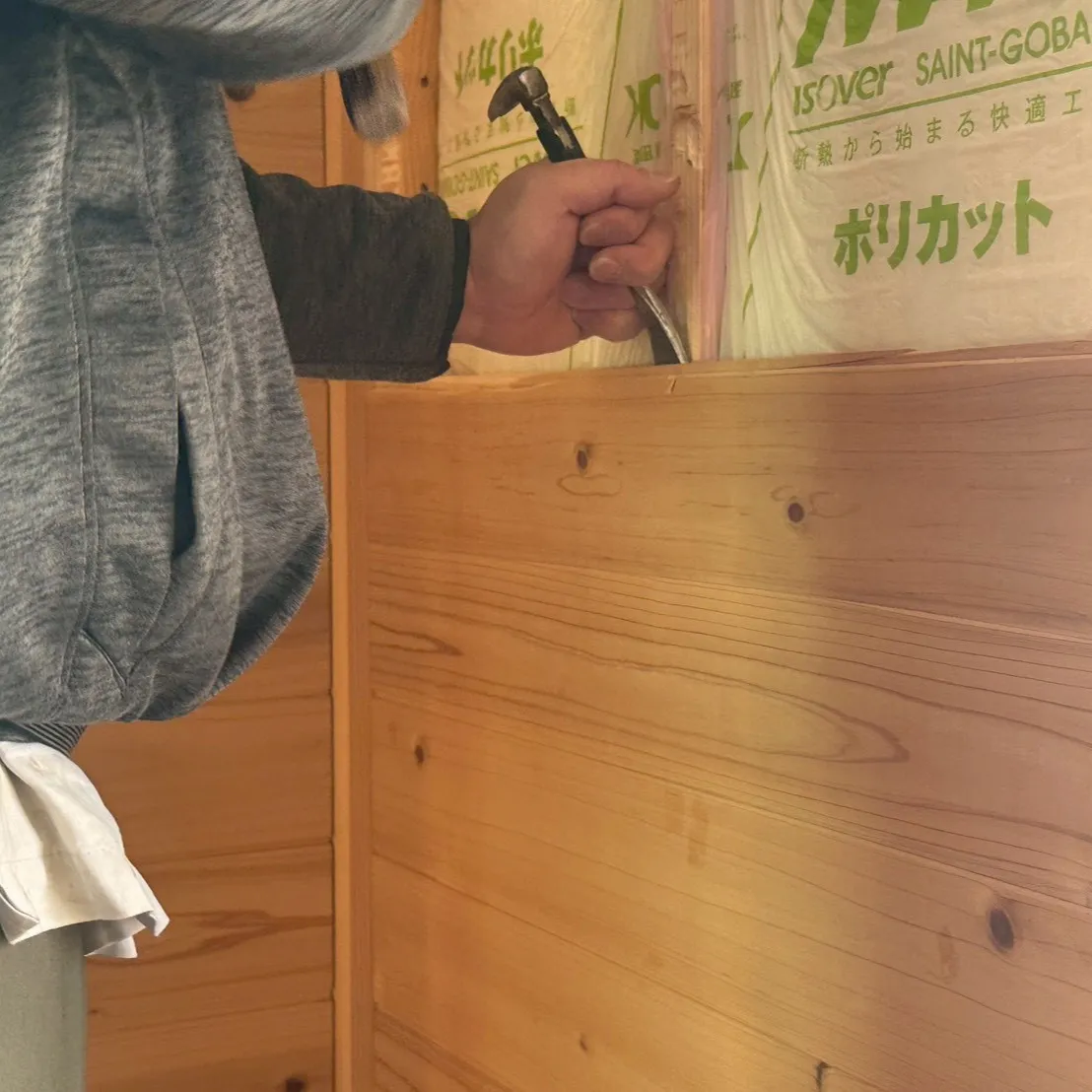 大阪市東住吉区にて、内装リフォーム工事を行っております。