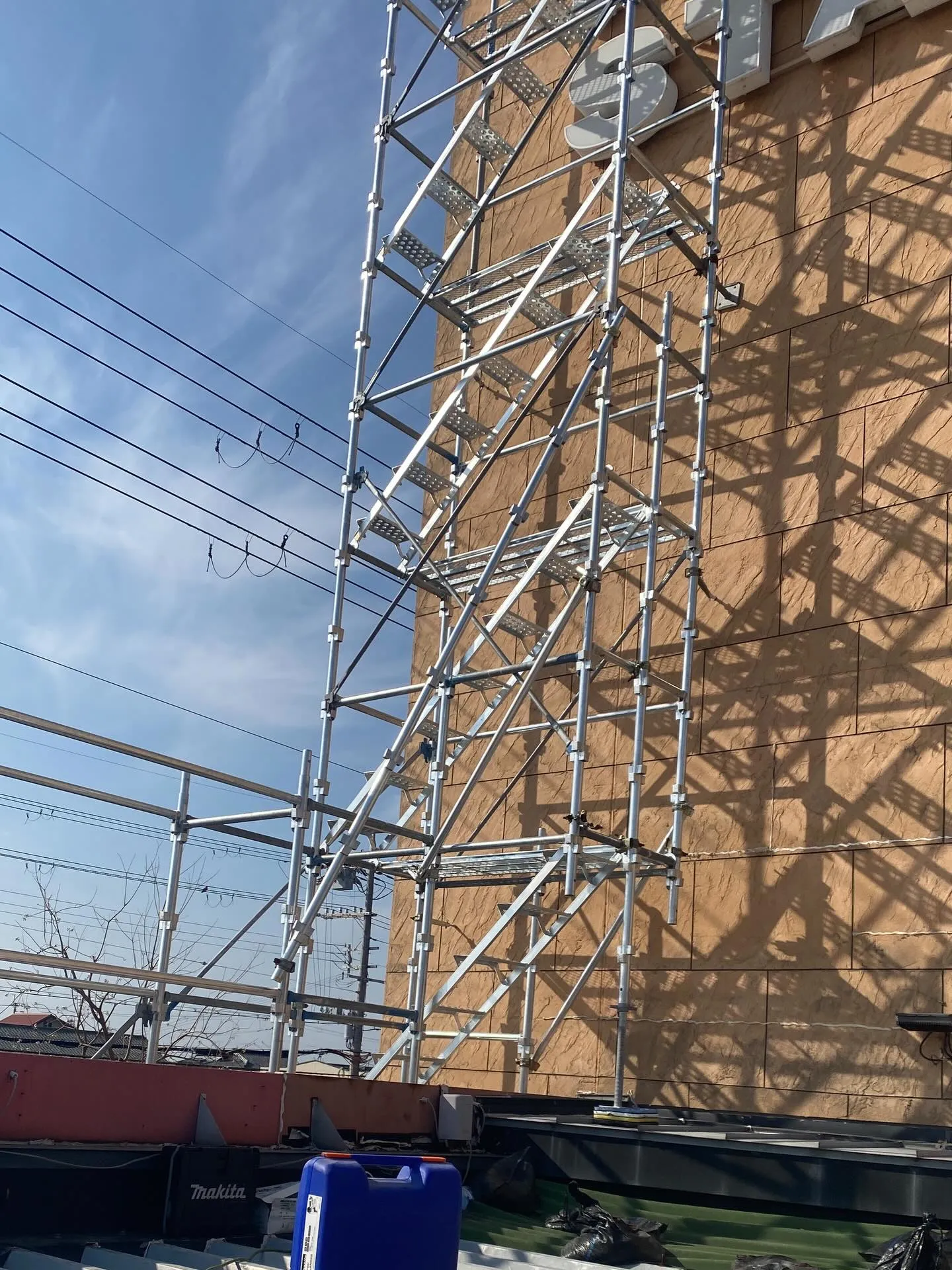 本日は和歌山県和歌山市にあるアミューズメント商業施設様にて、...