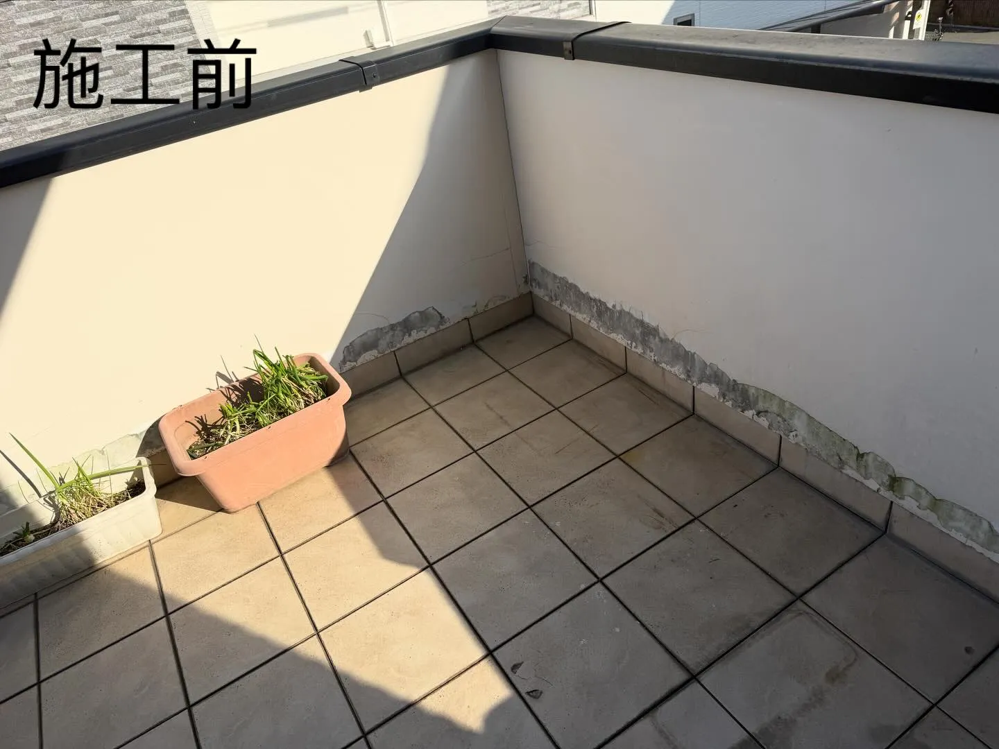 【大阪市東住吉区|ベランダ内壁貼り替え工事】